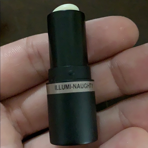 Nudestix Illuminaughty all over face color - Picture 3 of 5